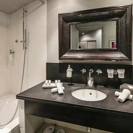 Garbo Otel Cannes